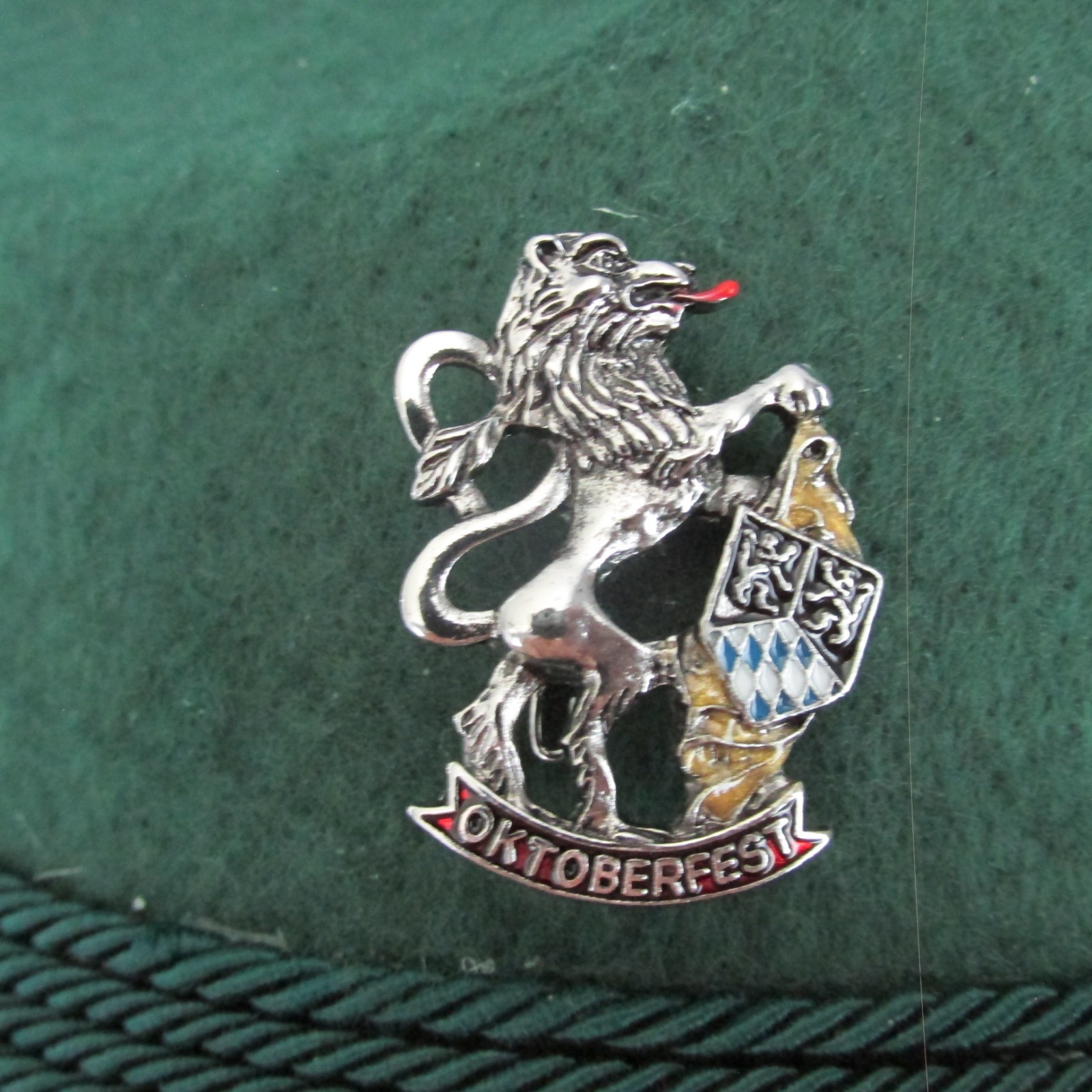 Bavarian Lion with Shield Oktoberfest/German Hat Pin Bavarian Lion with Shield Oktoberfest/German Hat Pin