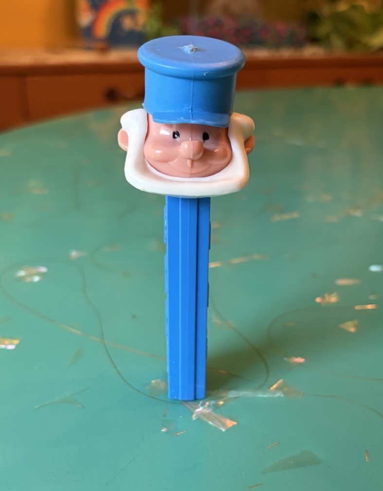 RARE Vintage 1960s PEZ Dispenser – Bearded Boy with Cap – Made in Austria RARE Vintage 1960s PEZ Dispenser – Bearded Boy with Cap – Made in Austria