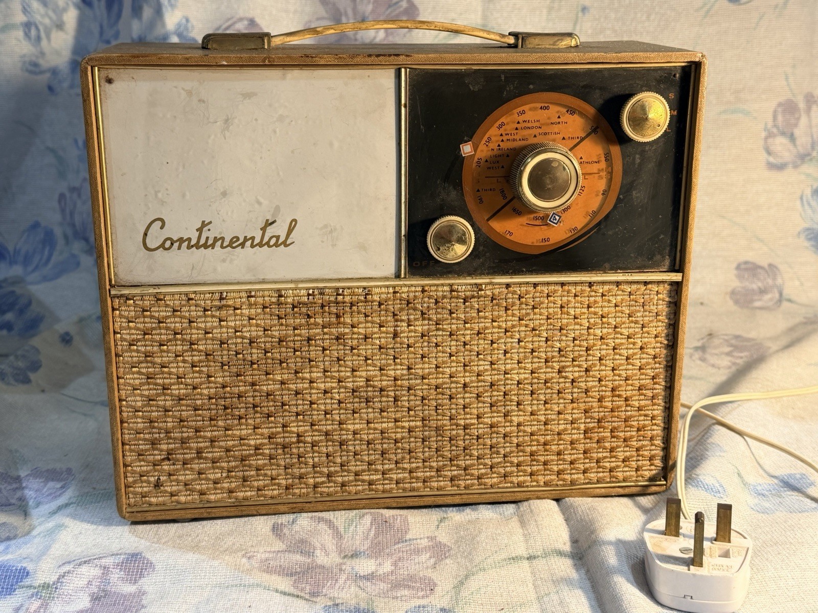 Vintage 1959 Perdio Continental PR73 Transistor Radio MW LW SW Made in England Vintage 1959 Perdio Continental PR73 Transistor Radio MW LW SW Made in England