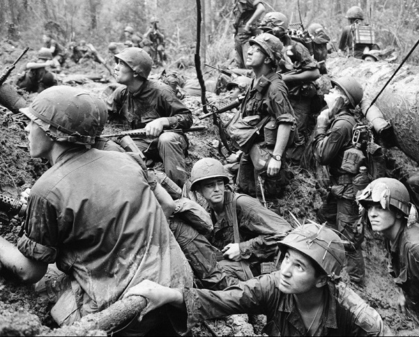 American Soldiers in a mud-filled bomb crater 8"x 10" Vietnam War Photo #4 American Soldiers in a mud-filled bomb crater 8"x 10" Vietnam War Photo #4
