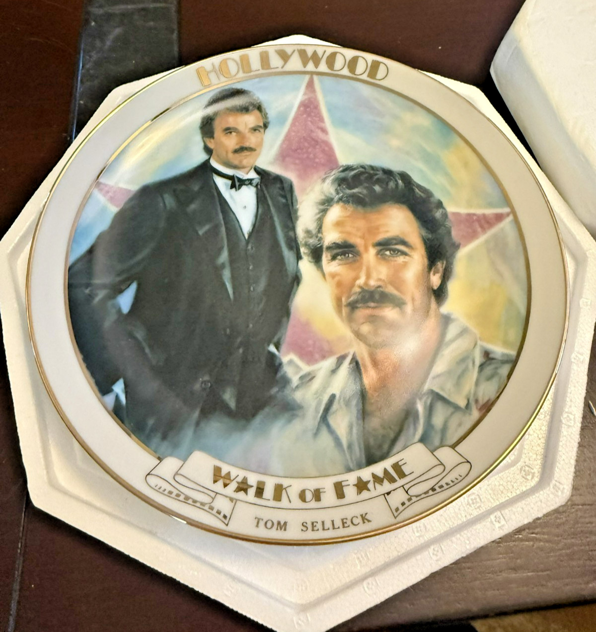Vintage 1989 Tom Selleck Hollywood Walk of Fame Collector Plate Danbury Mint Box Vintage 1989 Tom Selleck Hollywood Walk of Fame Collector Plate Danbury Mint Box