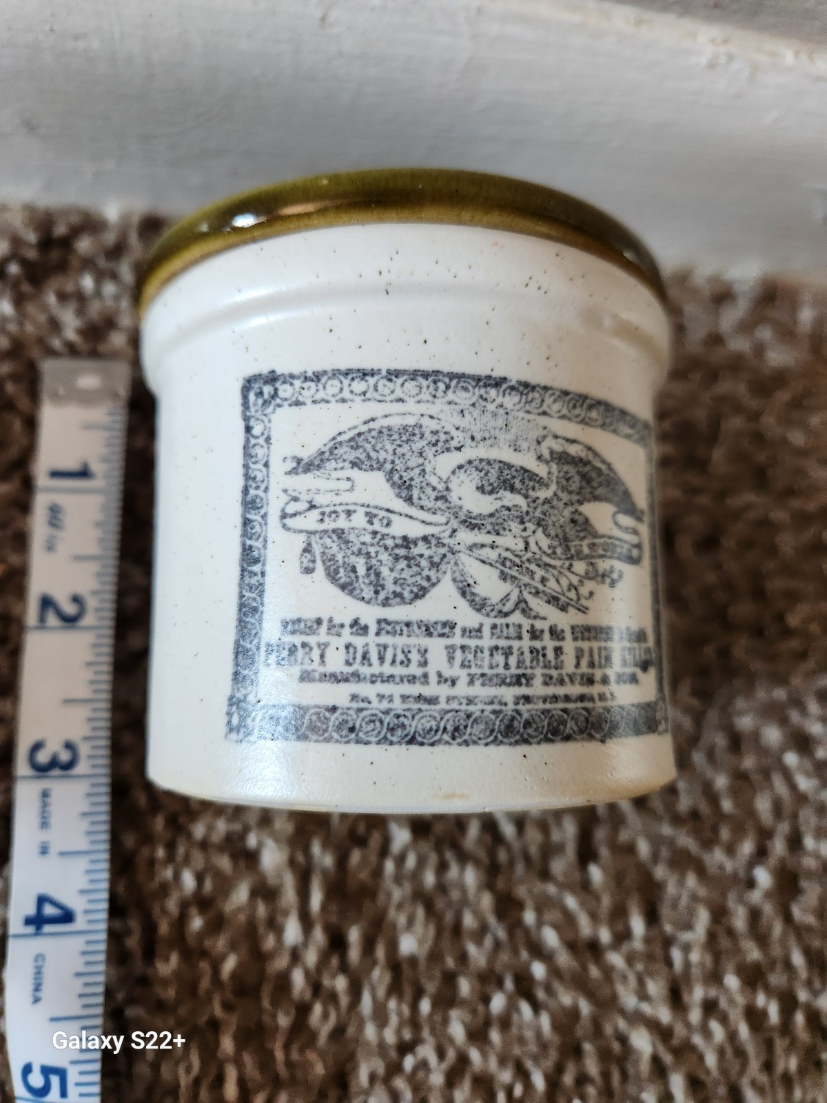 Vintage Perry Davis Vegetable Pain Killer Stoneware Advertising Crock With Lid Vintage Perry Davis Vegetable Pain Killer Stoneware Advertising Crock With Lid