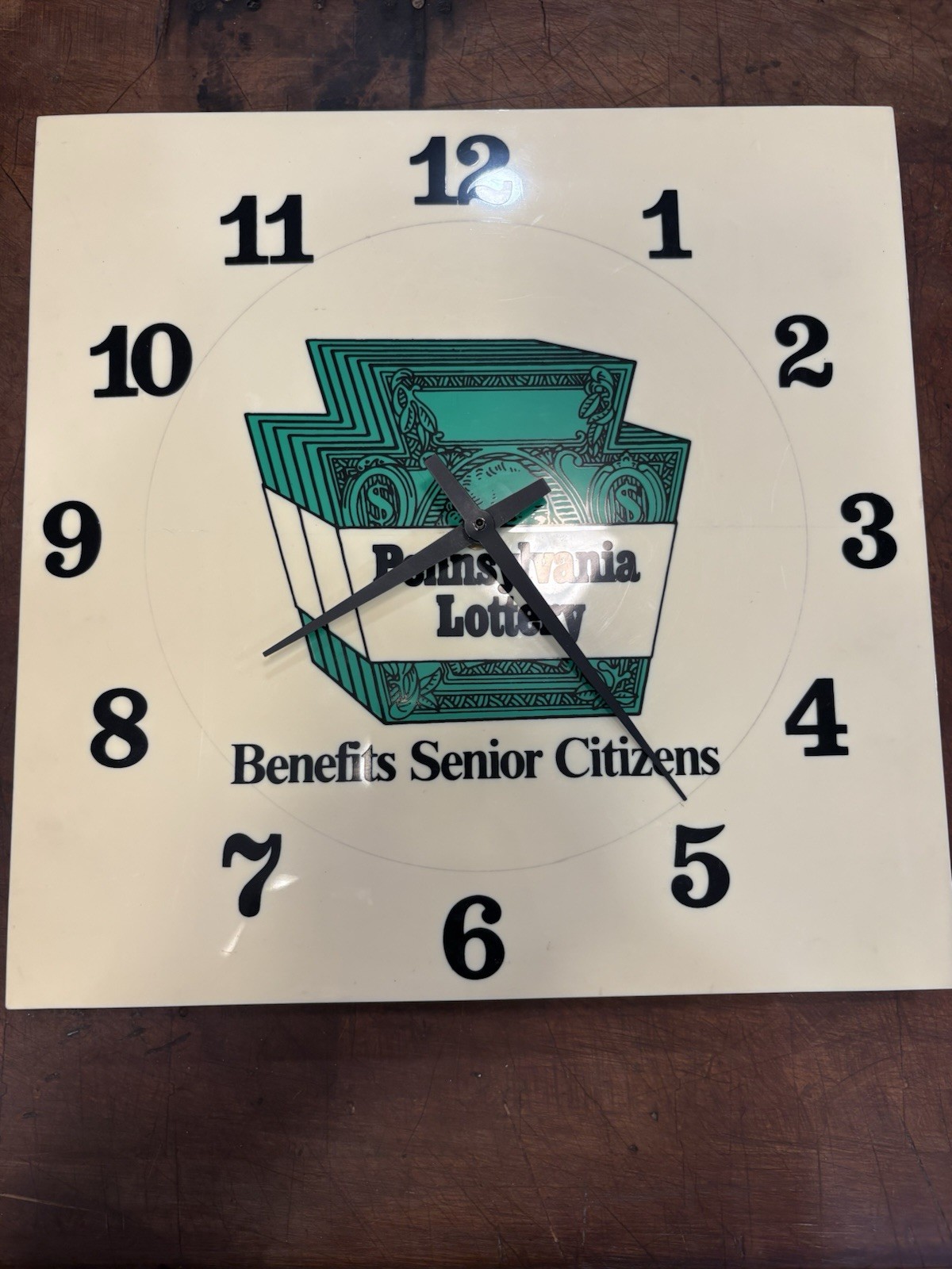 Vintage Pennsylvania Lottery Clock Benefits Senior Citizens Bar Man Cave *Read Vintage Pennsylvania Lottery Clock Benefits Senior Citizens Bar Man Cave *Read