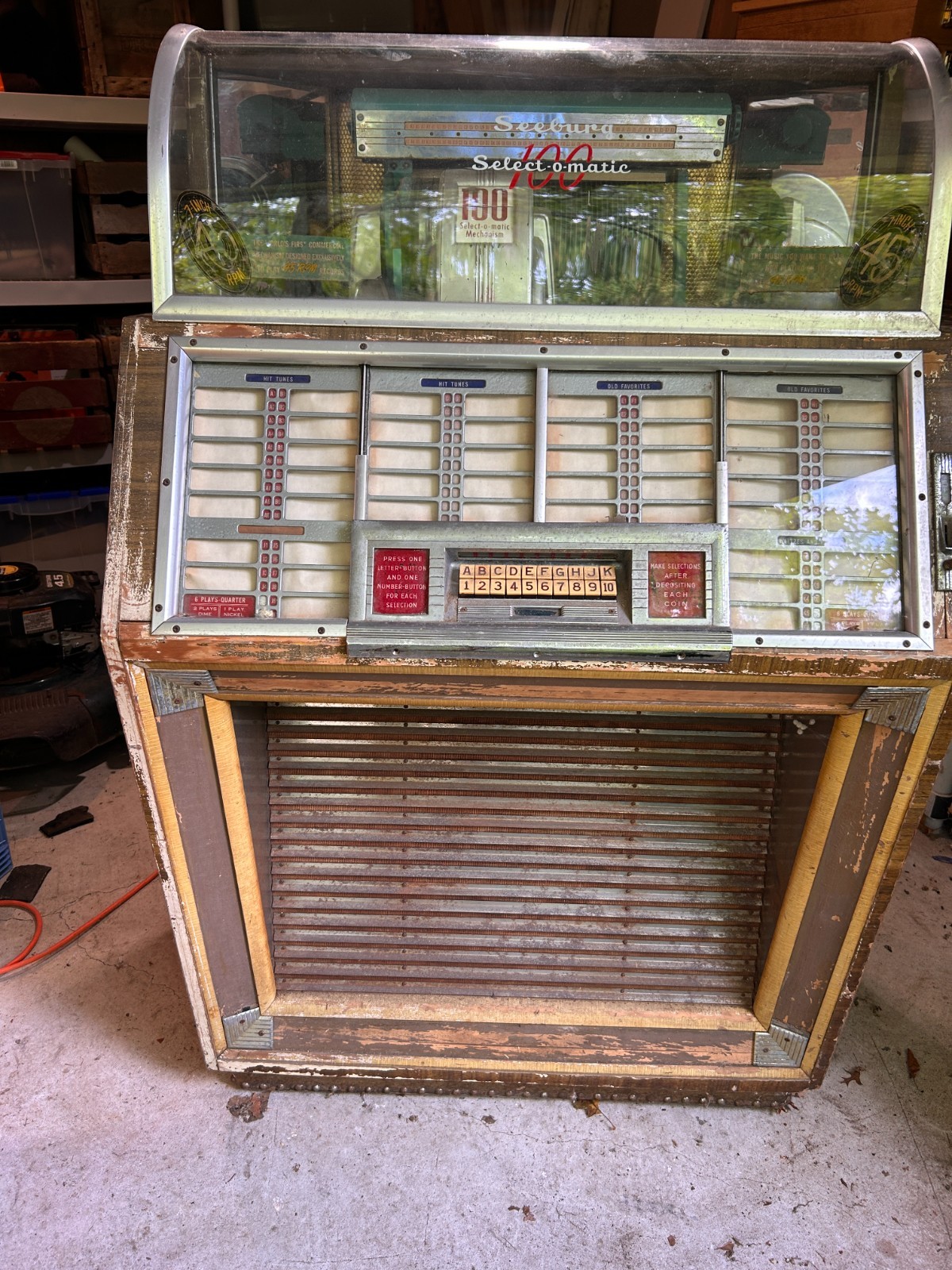 Seeburg M100BL jukebox for restoration Seeburg M100BL jukebox for restoration