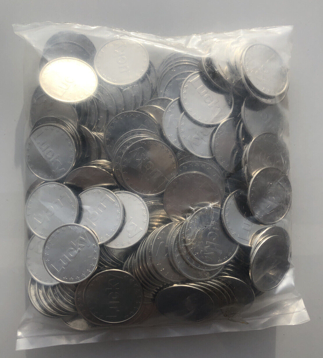 Lot of 250) Silver 30mm 50 Cent Pachislo Slot Machine Tokens Half Dollar IGT