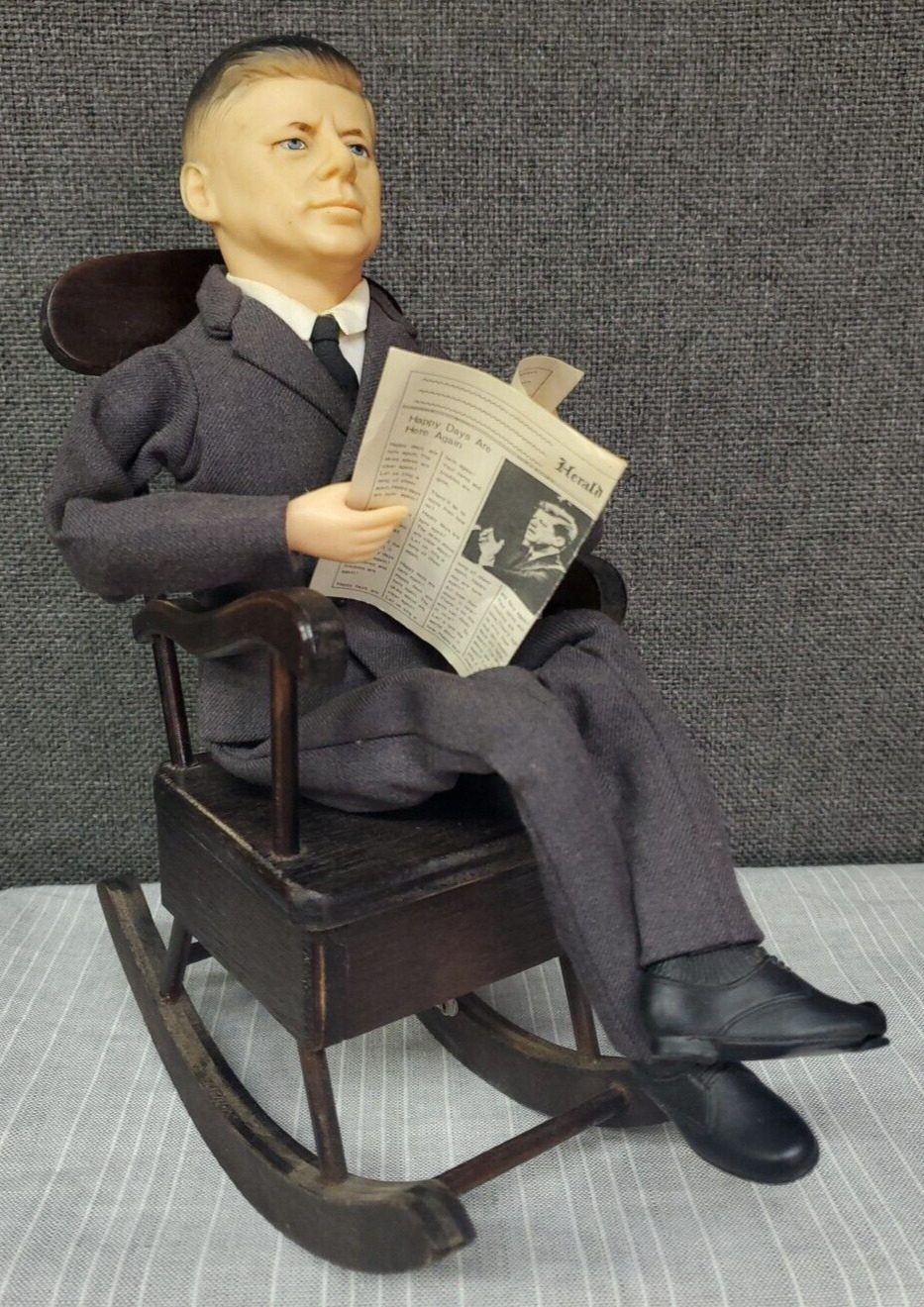 Vintage Kamar 1963 President John F Kennedy w/Rocking Chair & Newspaper~ Works