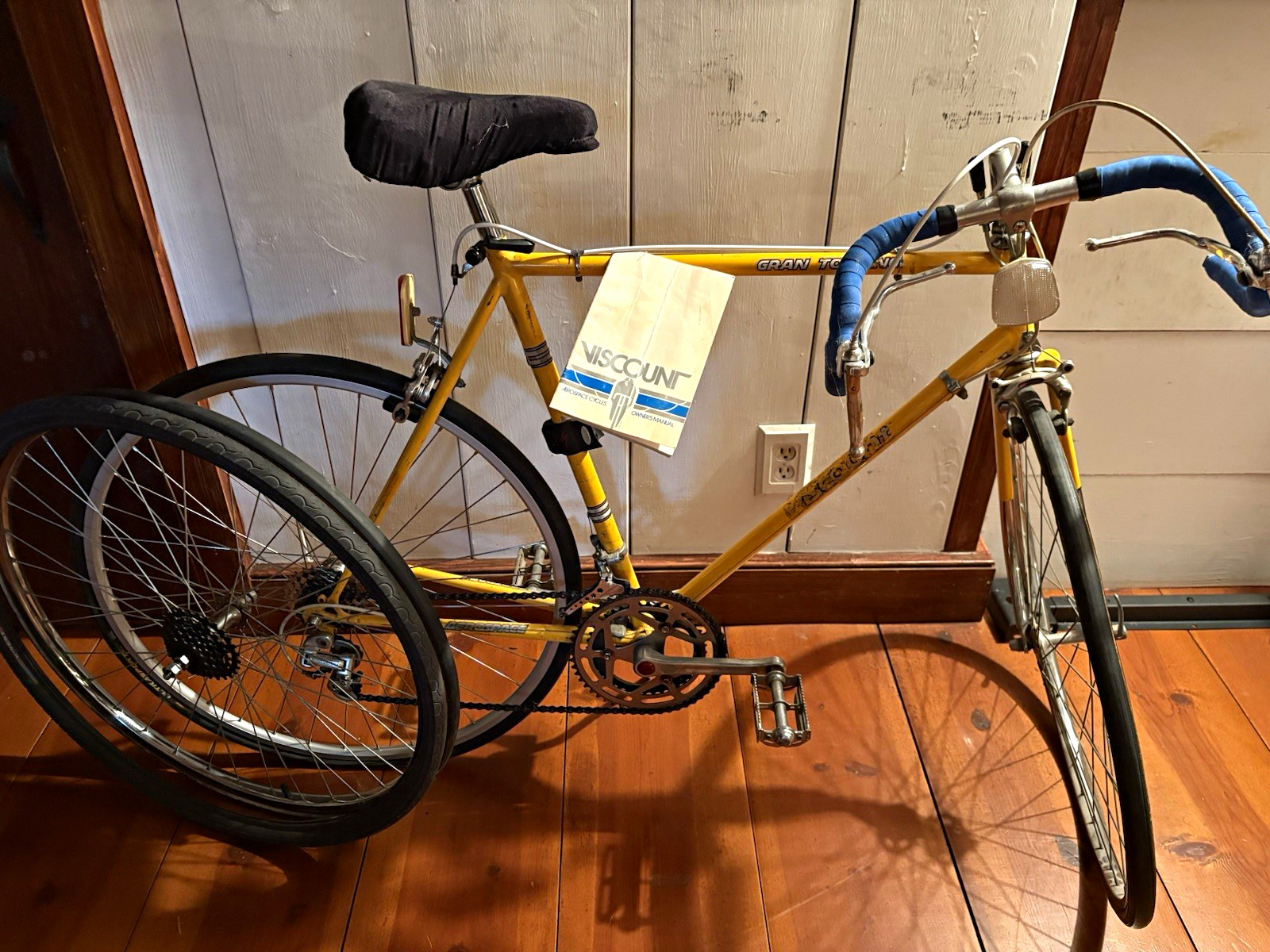 Viscount Vintage 1970 Yellow Road Bike 54cm Frame 27in Wheels w/ Manual Viscount Vintage 1970 Yellow Road Bike 54cm Frame 27in Wheels w/ Manual