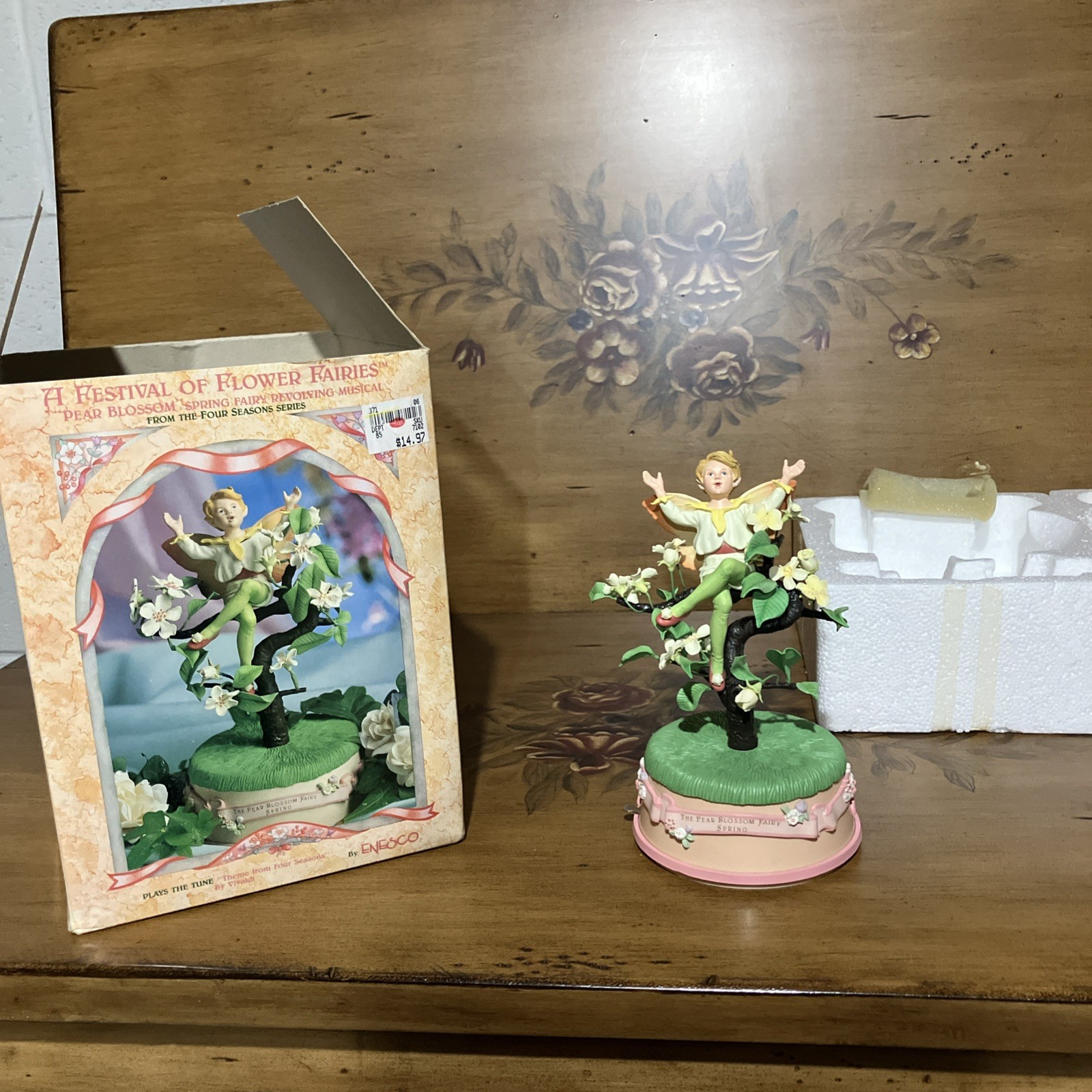 Enesco Music Box A Festival of Flowers Fairies “Pear Blossom” The Four Seasons Enesco Music Box A Festival of Flowers Fairies “Pear Blossom” The Four Seasons