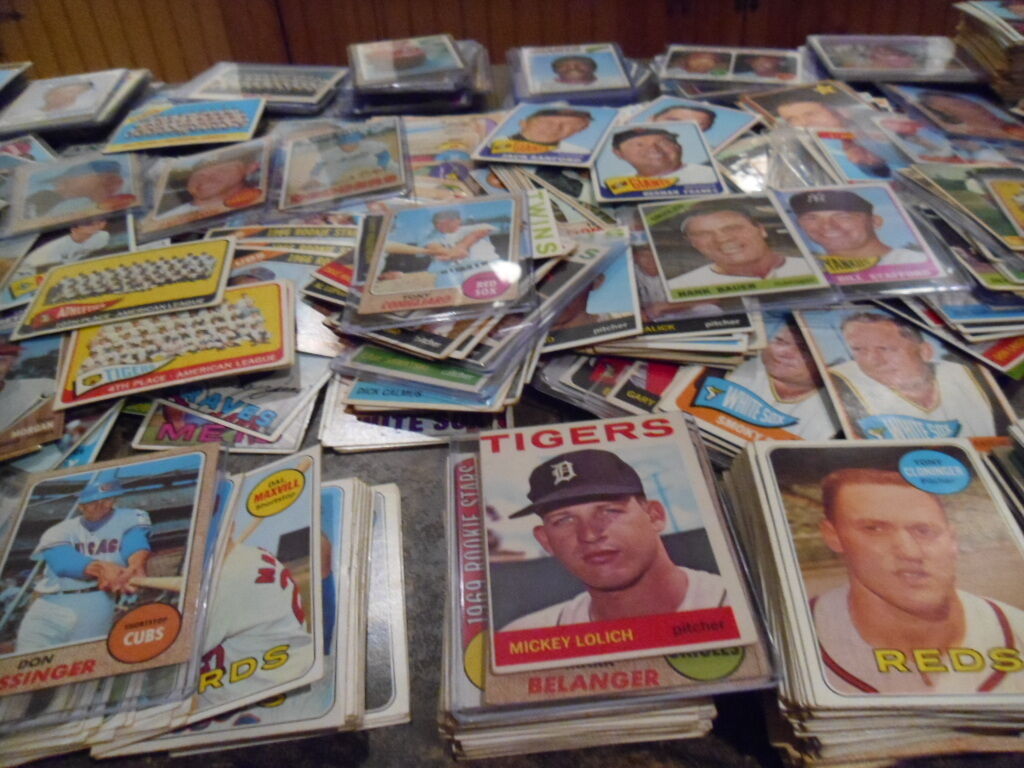 BLOWOUT SALE OF OLD VINTAGE BASEBALL CARD COLLECTION ORIGINAL UNOPENED PACKS
