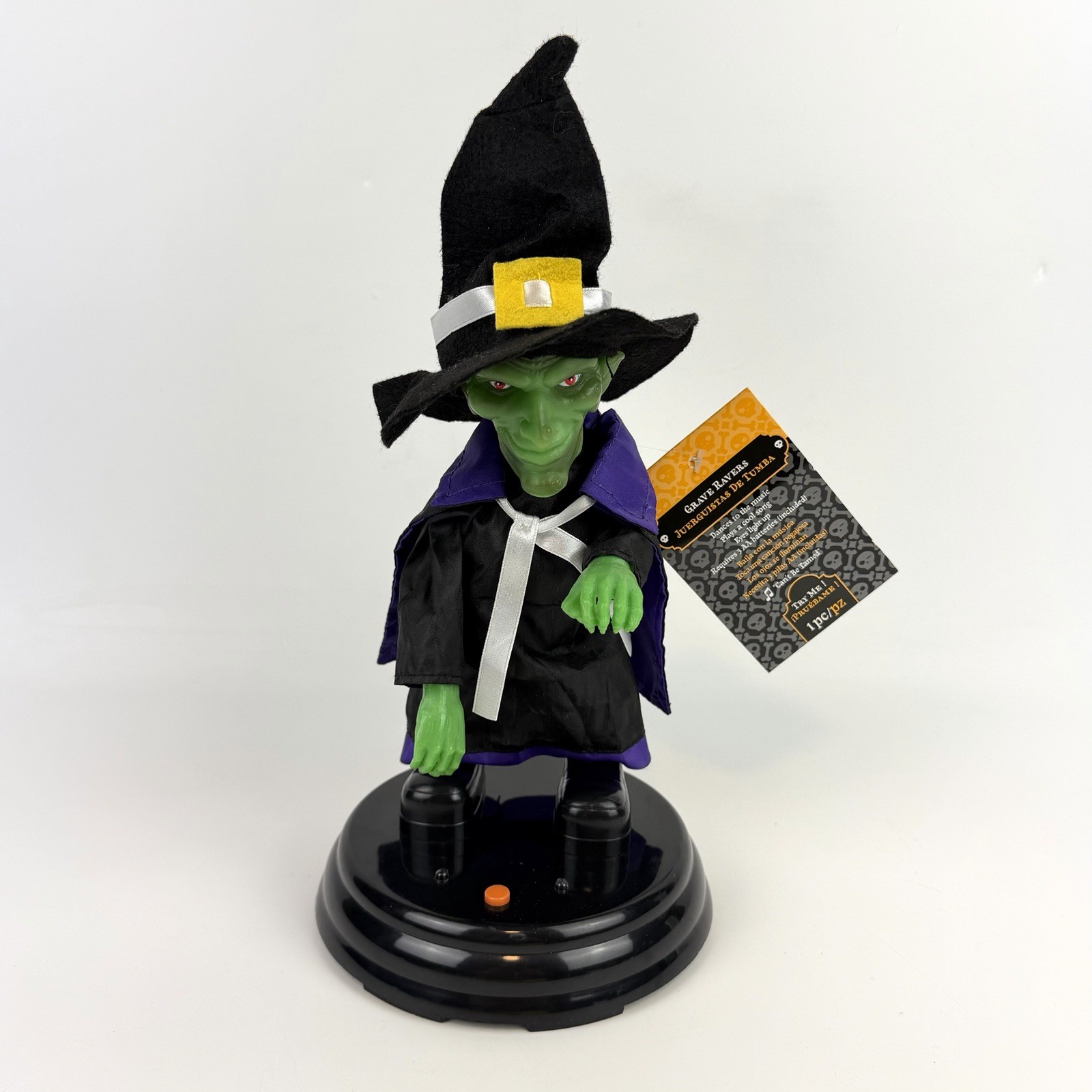 2011 Gemmy Grave Raver Witch Can't Be Tamed Singing Halloween Prop w/ Tags Works 2011 Gemmy Grave Raver Witch Can't Be Tamed Singing Halloween Prop w/ Tags Works