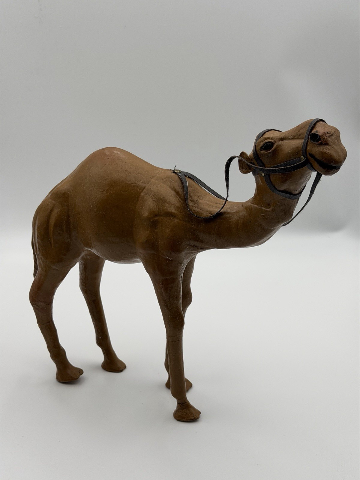 Vintage Large Leather Wrapped Camel Statue. Glass eyes 12 1/2” Tall Brown Vintage Large Leather Wrapped Camel Statue. Glass eyes 12 1/2” Tall Brown