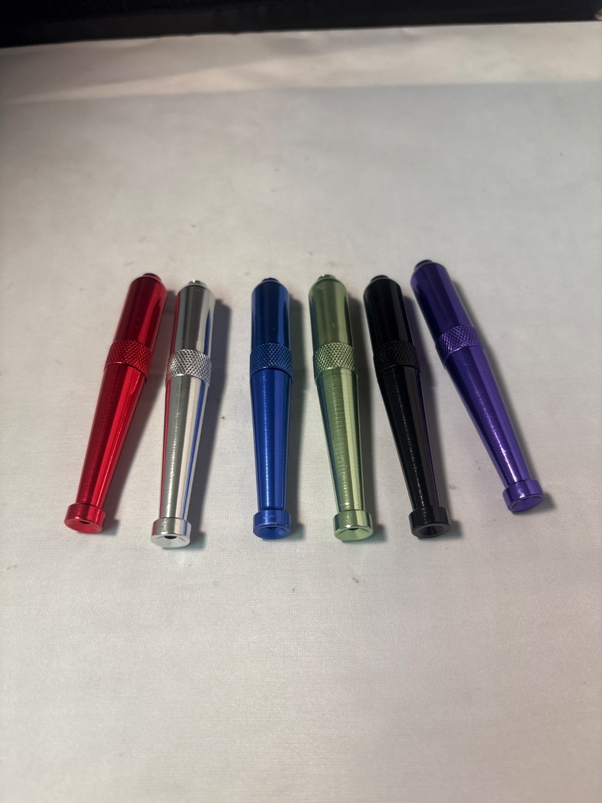 2-LARGE ZEPPLIN SMOKING TOBACCO PIPE 3-3/4" LONG COMES IN 6-COLORS 2-LARGE ZEPPLIN SMOKING TOBACCO PIPE 3-3/4" LONG COMES IN 6-COLORS