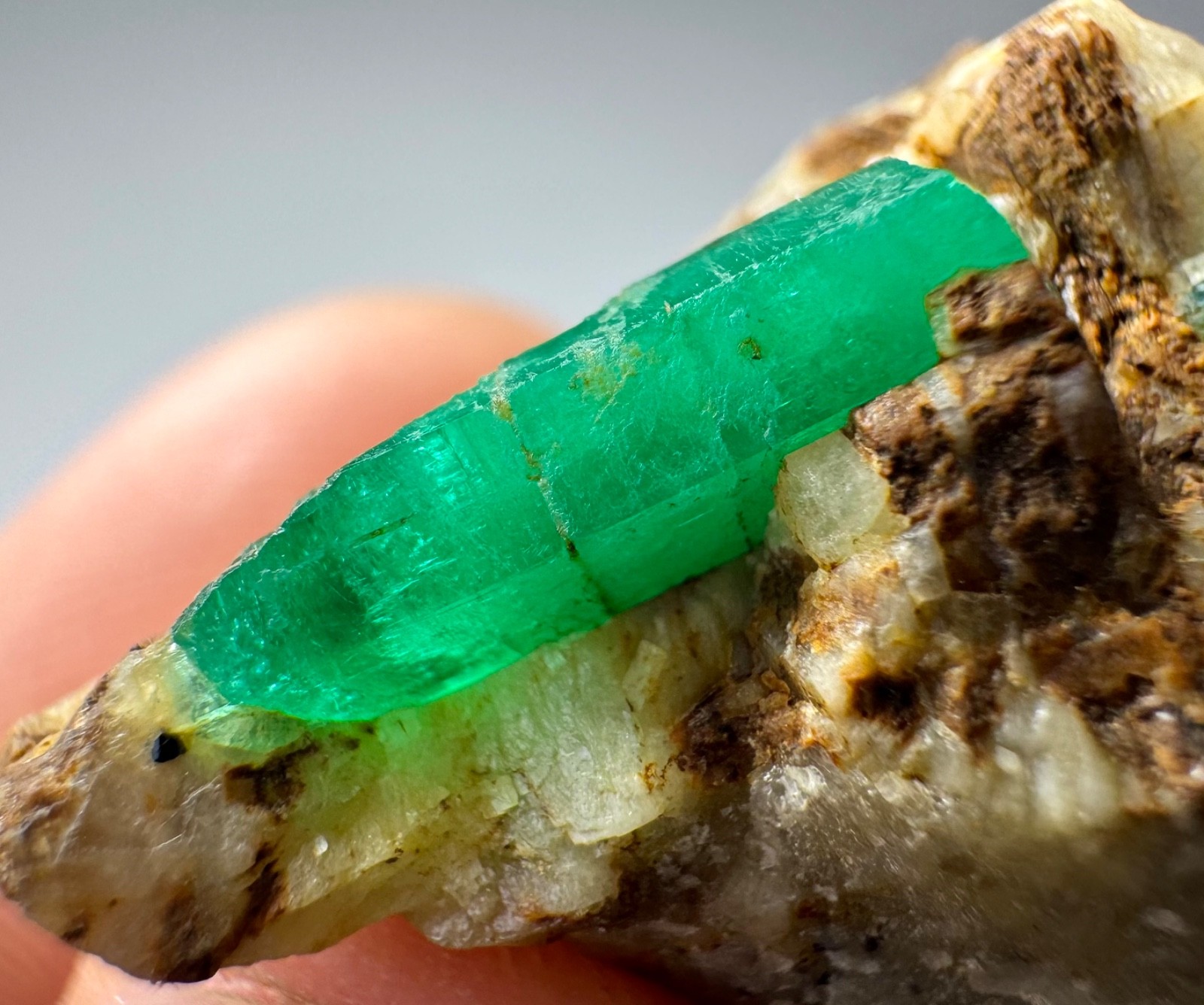 80 CT Natural Emerald Crystals On Matrix From Panjshir Afghanistan
