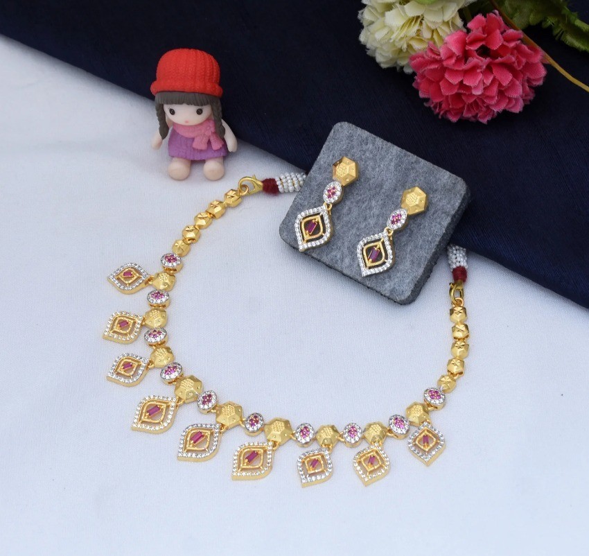9 to 5 Look 1 Gram Gold Plated Glittering Design Necklace Set for Women 9 to 5 Look 1 Gram Gold Plated Glittering Design Necklace Set for Women
