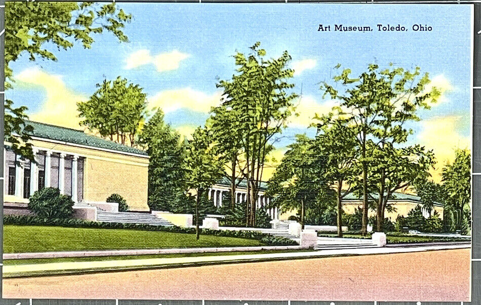 Art Museum Toledo Ohio Building Scene Vintage Postcard 