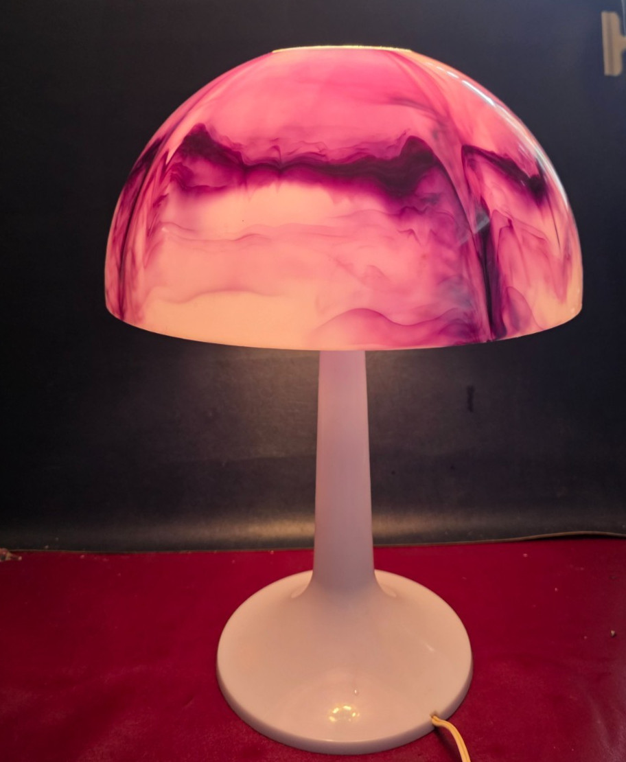 Vintage Gilbert Softlite Mushroom Lamp Purple Marble Plastic Shade 60s 70s Lamp Vintage Gilbert Softlite Mushroom Lamp Purple Marble Plastic Shade 60s 70s Lamp