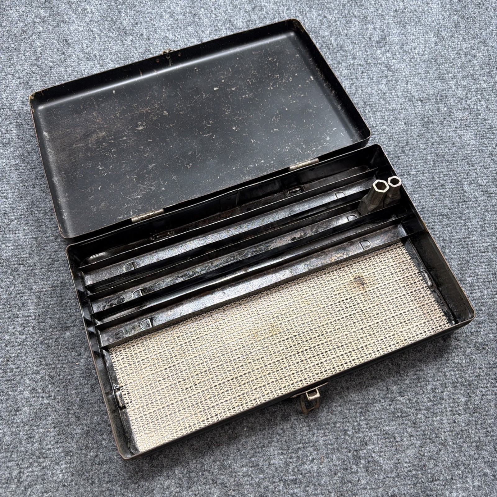 Vintage Metallic Tool Box Metal 1930s USA Includes 2 VTG Cast Steel Sockets Rare