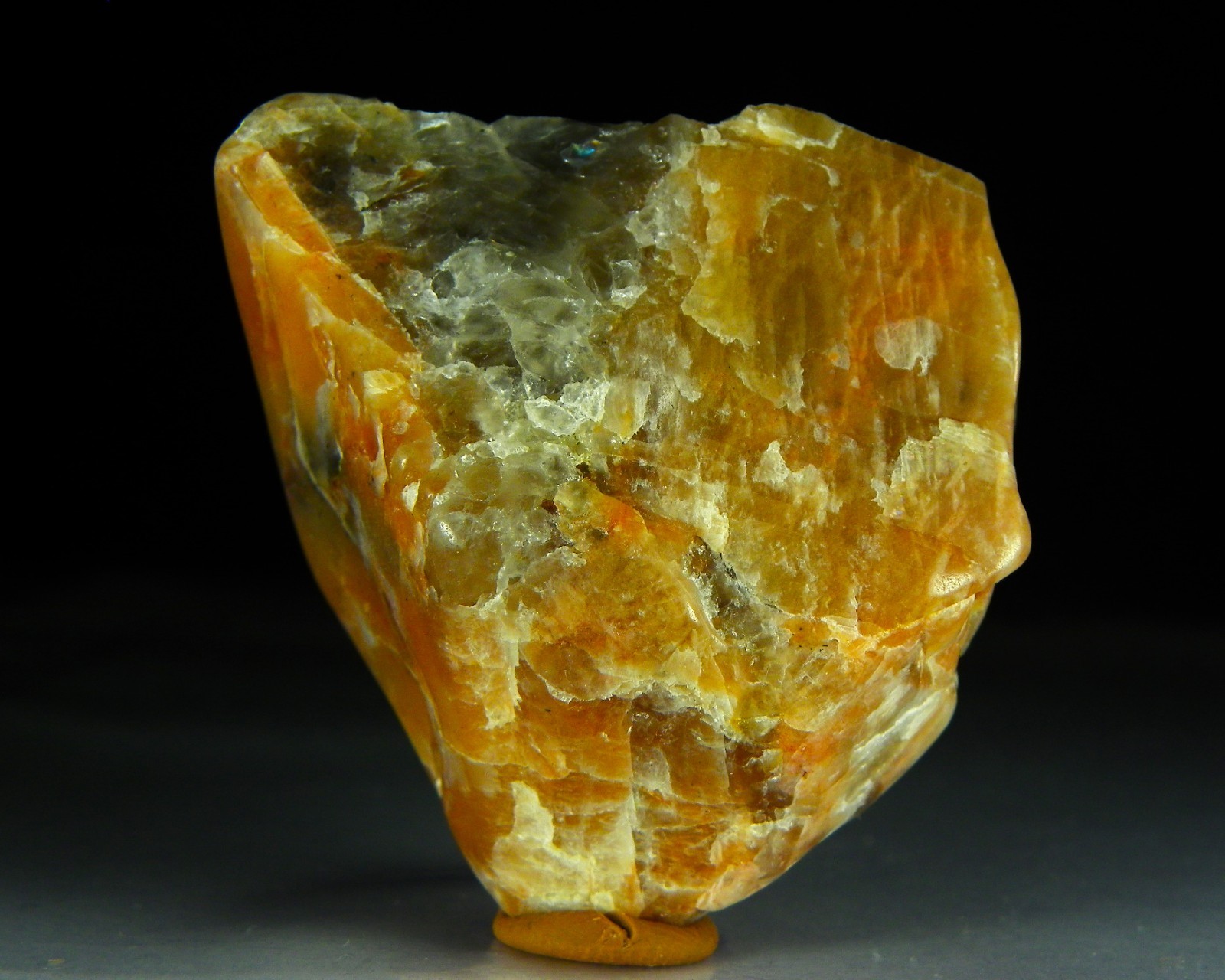 338 carat 2 2/8 " Natural Golden Herderite Synergy 12 stone Healing power stone 338 carat 2 2/8 " Natural Golden Herderite Synergy 12 stone Healing power stone