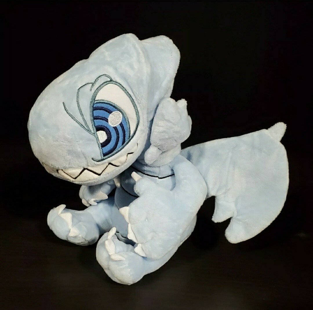 YUGIOH Yu-Gi-Oh DUEL MONSTERS BLUE EYES TOON DRAGON 🐉 9 INCHES PLUSH DOLL YUGIOH Yu-Gi-Oh DUEL MONSTERS BLUE EYES TOON DRAGON 🐉 9 INCHES PLUSH DOLL