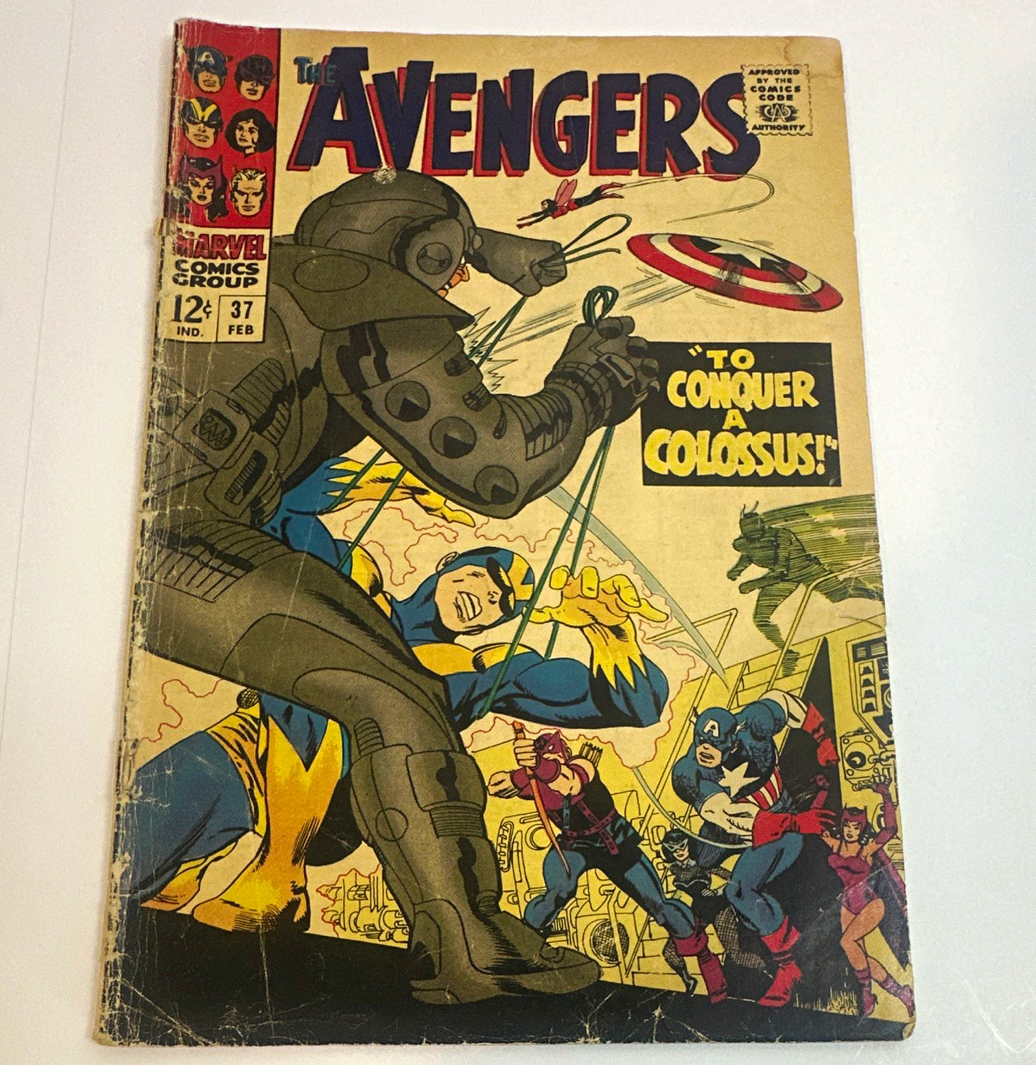 The Avengers #37 Marvel Silver Age Color Single Issue Cap Hawkeye Wasp