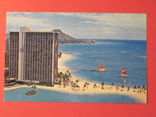 Postcard - Hilton Hawaiian Village - Honolulu, Hawaii Postcard - Hilton Hawaiian Village - Honolulu, Hawaii