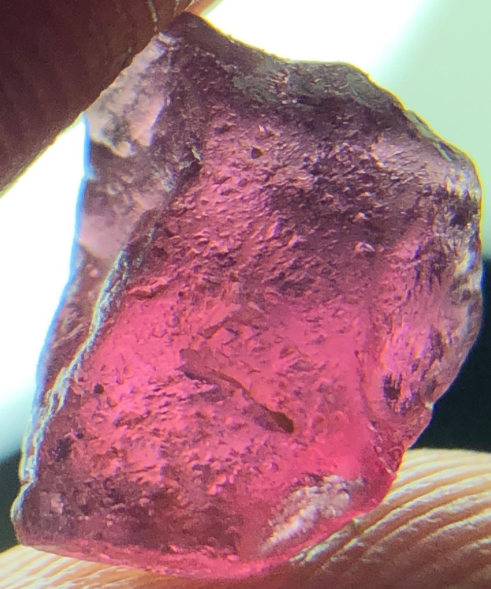 5.70 Ct Natural Tanzanian Facet Grade Garnet Rough | Raspberry Purple Pink 5.70 Ct Natural Tanzanian Facet Grade Garnet Rough | Raspberry Purple Pink