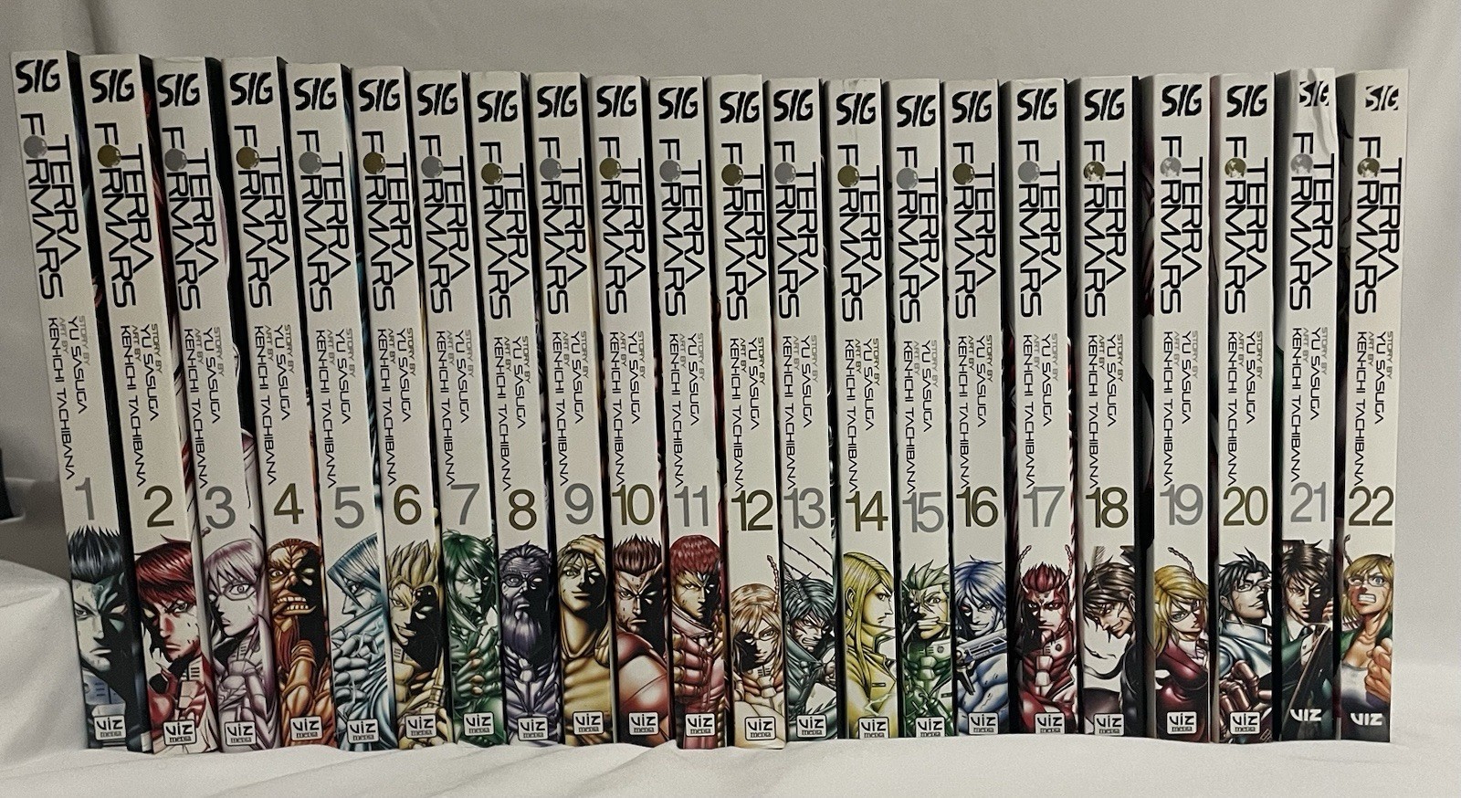 Terra Formars Manga Vol. 1-22 by Yu Sasuga & Kenichi Tachibana English Terra Formars Manga Vol. 1-22 by Yu Sasuga & Kenichi Tachibana English