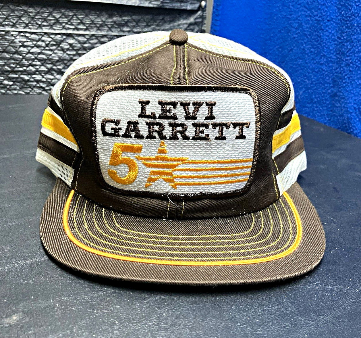 Vintage Deadstock Levi Garrett 5th Ave Tobacco Mesh Trucker Snapback Hat USA Vintage Deadstock Levi Garrett 5th Ave Tobacco Mesh Trucker Snapback Hat USA