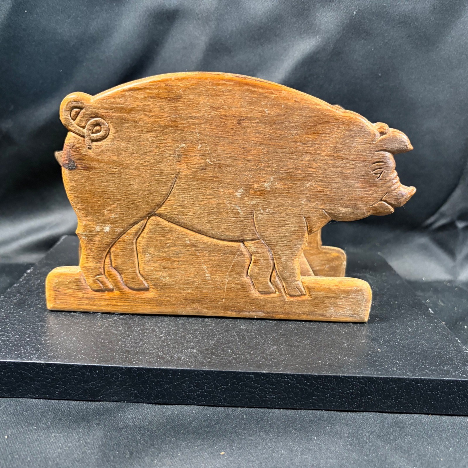 Vintage Hand Carved Wood Pig Napkin Holder Letter Rack Farmhouse Folk Art Decor