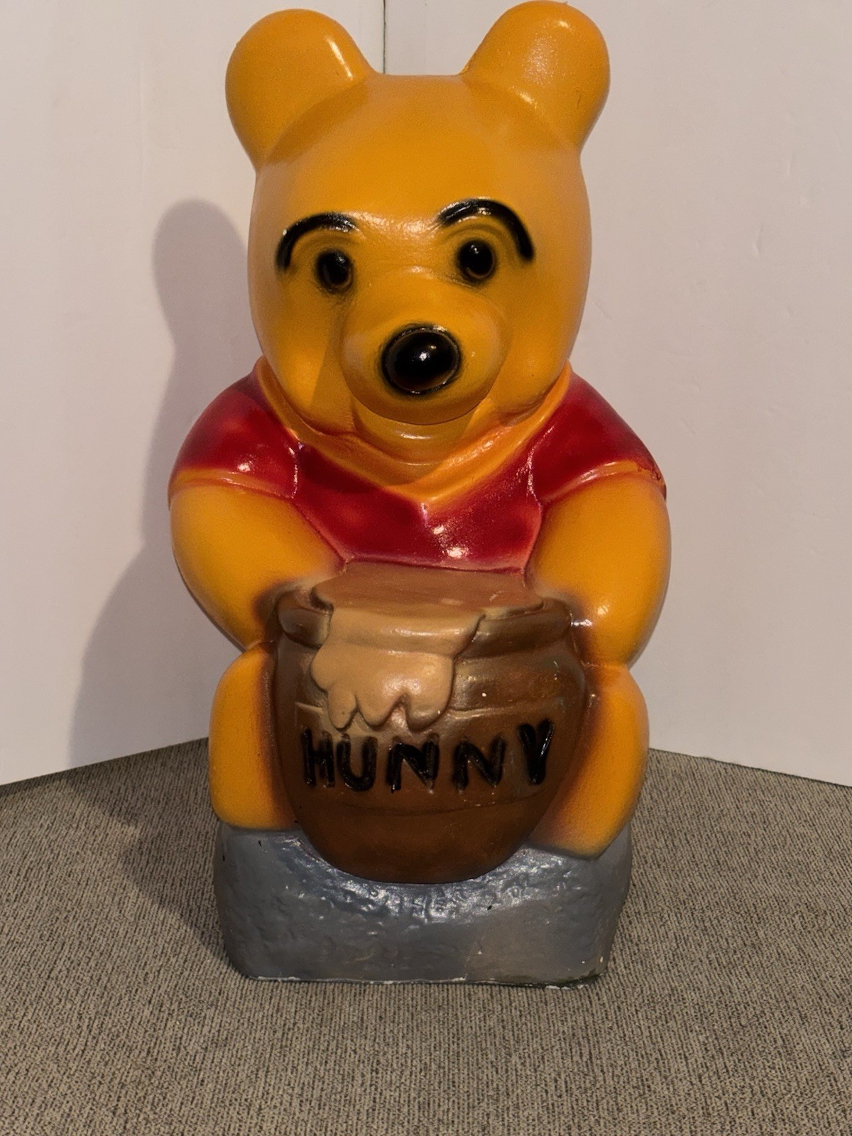 Vintage Large Chalkware Winnie The Pooh Hunny Pot Coin Bank Rare Carnival Prize Vintage Large Chalkware Winnie The Pooh Hunny Pot Coin Bank Rare Carnival Prize
