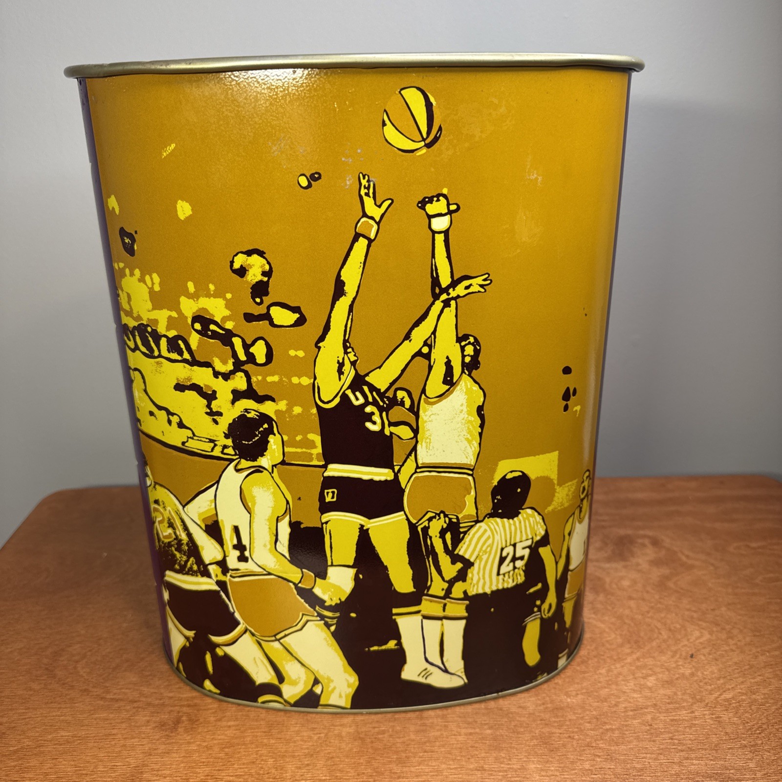 Vintage JL Clark Trash Can Basketball Bedroom Bathroom NCAA Tournament Vintage JL Clark Trash Can Basketball Bedroom Bathroom NCAA Tournament