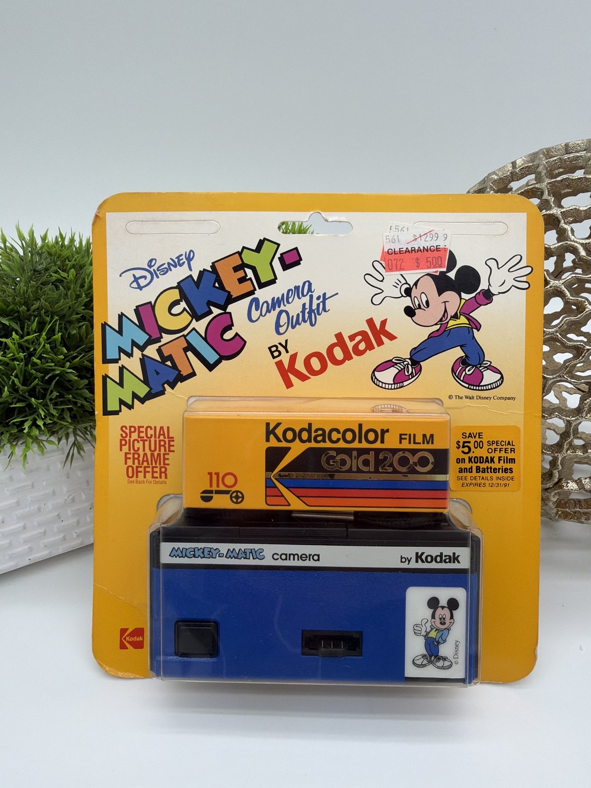 Vintage Disney Mickey-Matic Camera Outfit by Kodak 110 Film Carded 1980s Vintage Disney Mickey-Matic Camera Outfit by Kodak 110 Film Carded 1980s