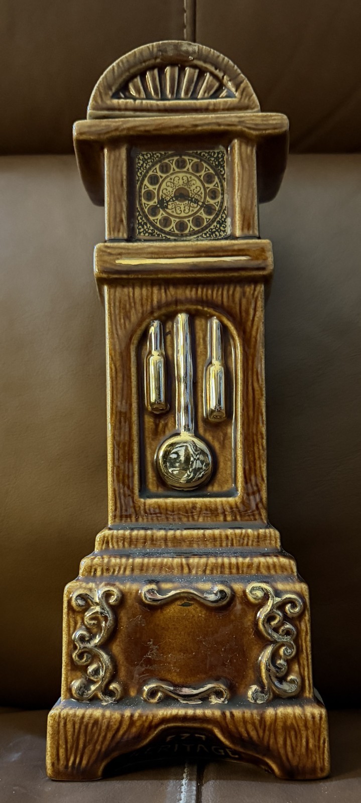 VINTAGE 1970 EZRA BROOKS GRANDFATHER CLOCK DECANTER VINTAGE 1970 EZRA BROOKS GRANDFATHER CLOCK DECANTER