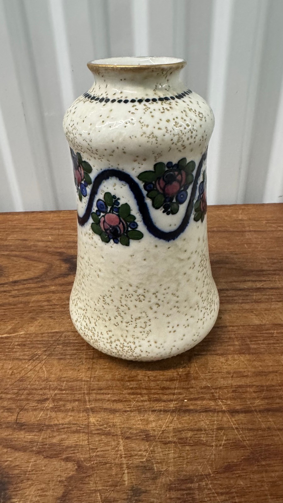 Antique Ernst Wahliss Art Nouveau Porcelain Vase Turn Vienna Austria