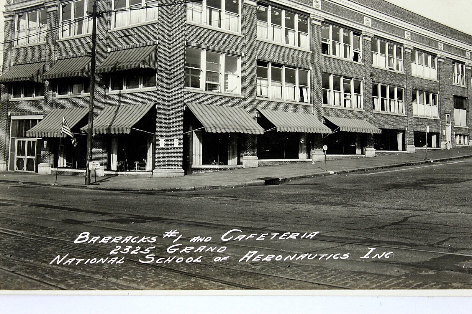 Vintage 1942 Photograph NATIONAL SCHOOL OF AERONAUTICS in Kansas City MO #2