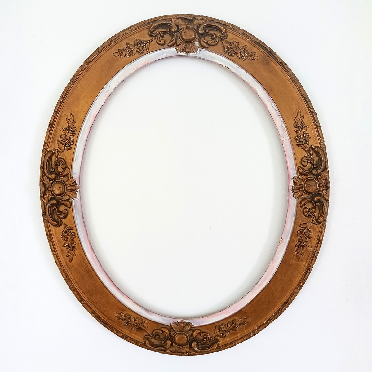 Antique Victorian Baroque Rococo Revival Gold Gilt Oval Wood Art Frame 16 x 20 Antique Victorian Baroque Rococo Revival Gold Gilt Oval Wood Art Frame 16 x 20