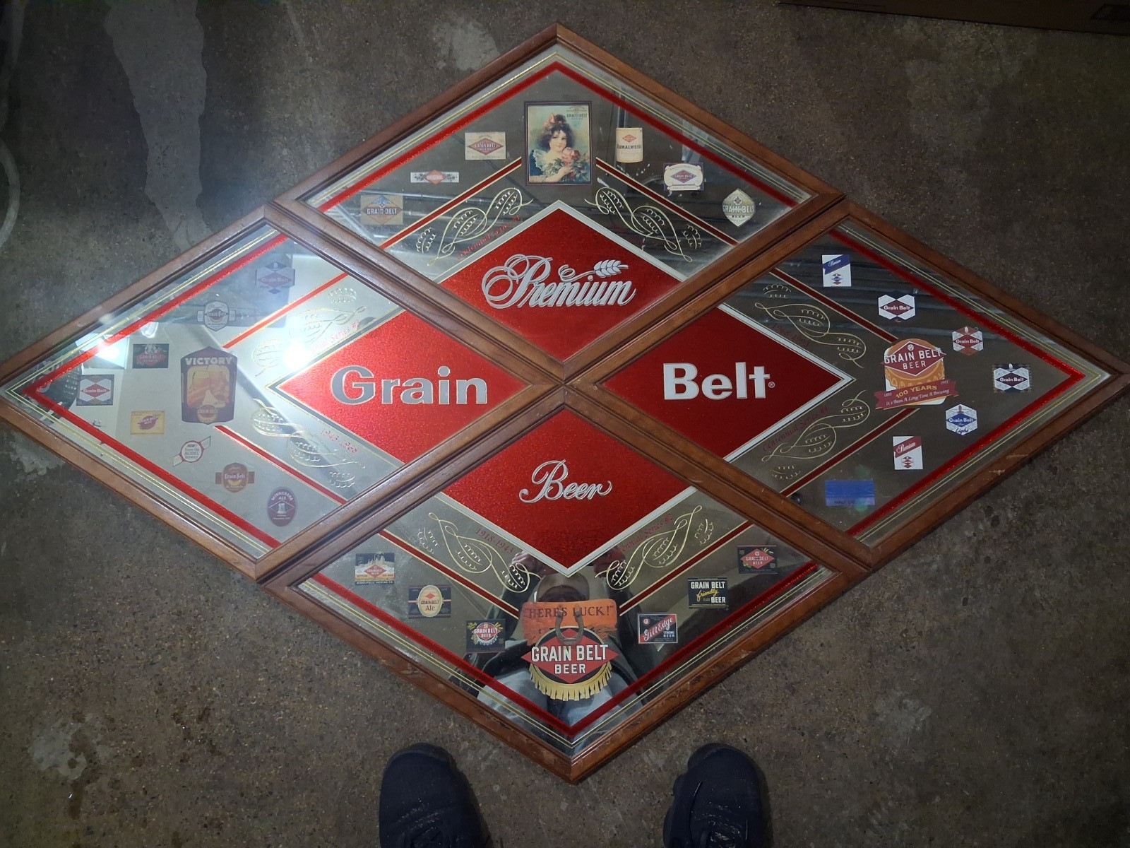 Vintage Complete 4 Piece Grain Belt Beer Mirror Great Condition Vintage Complete 4 Piece Grain Belt Beer Mirror Great Condition