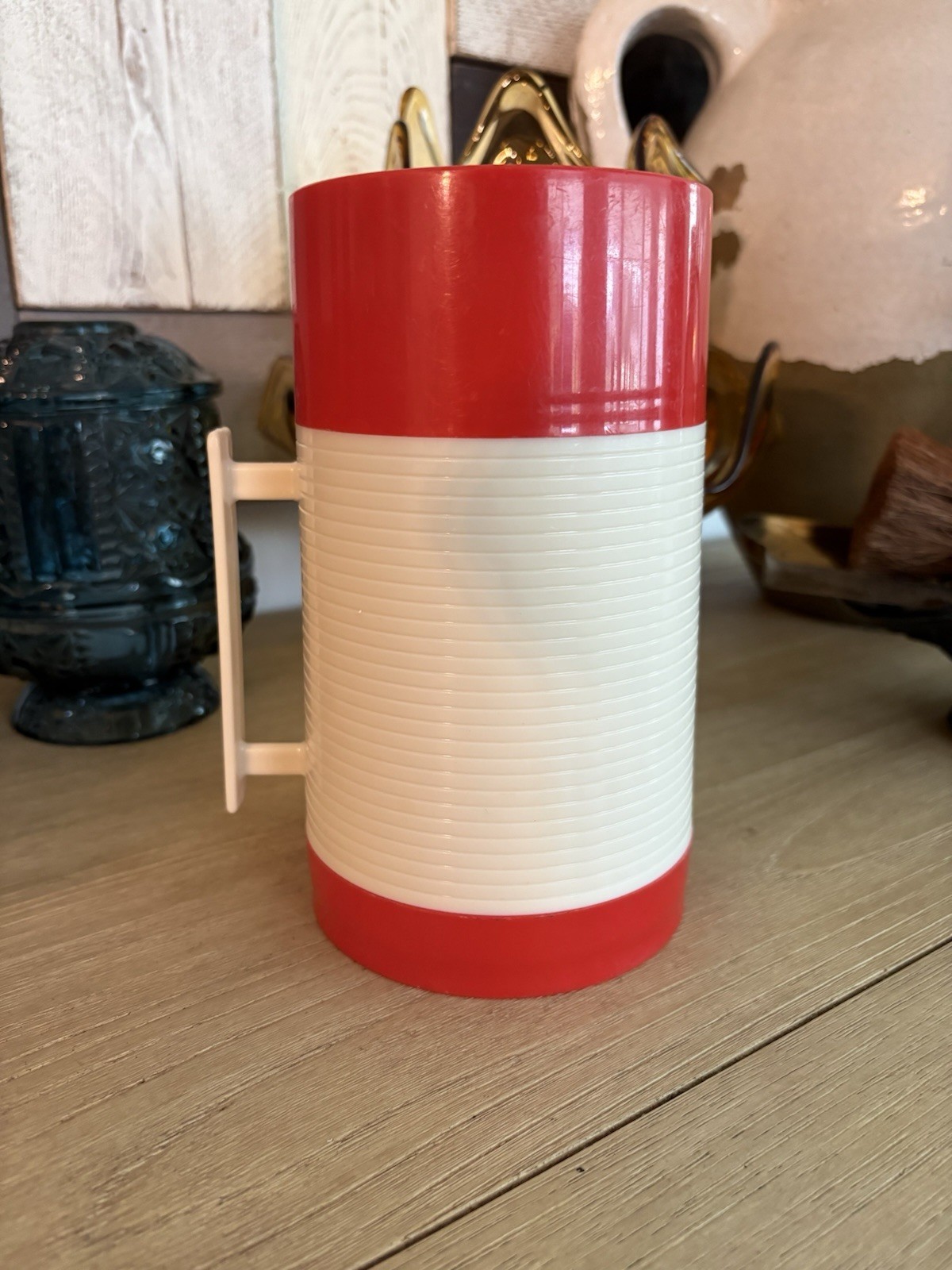 Alladin Vintage Thermos Red Beige Hy-Lo Vacuum Bottle 16 oz Pint Widemouth 7.5"