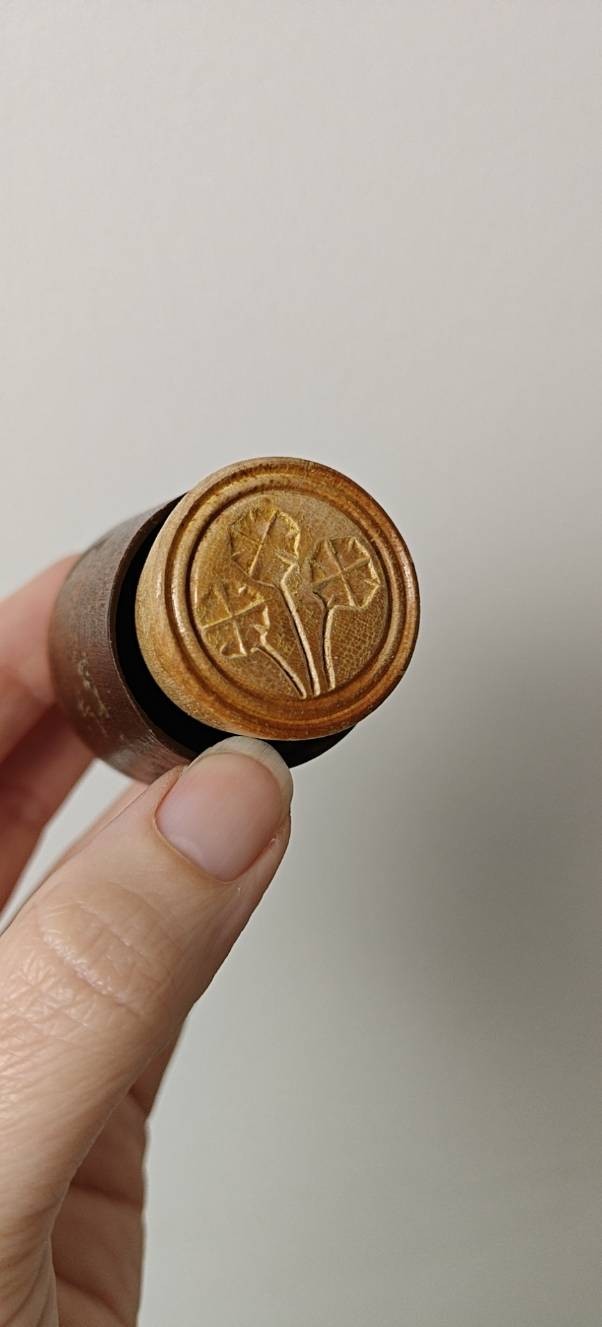 VTG Wooden Butter Mold Stamp Plunger Cookie Press 3 Flowers Hand Carved VTG Wooden Butter Mold Stamp Plunger Cookie Press 3 Flowers Hand Carved