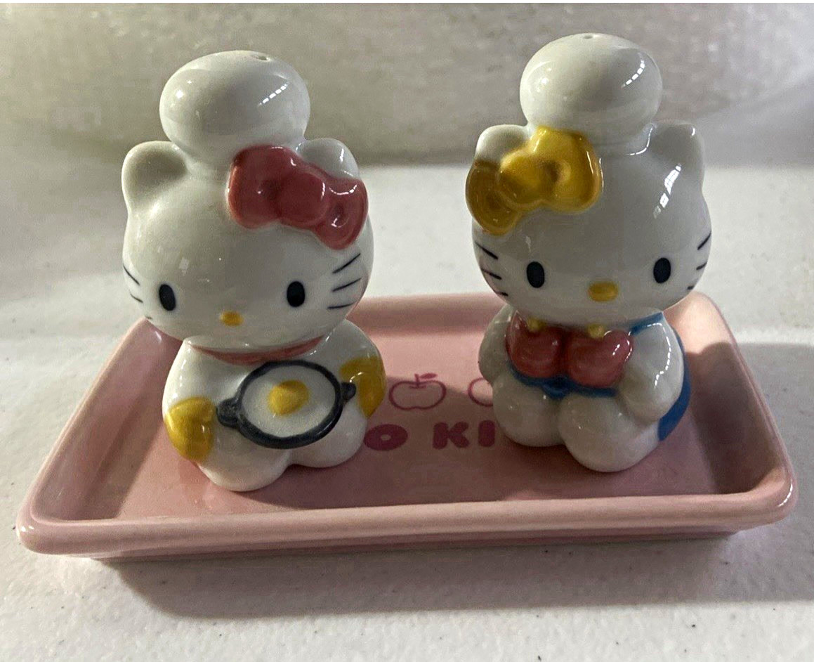 Vintage 2001 Sanrio Hello Kitty & Mimmy Spice Set Original Box NEW Vintage 2001 Sanrio Hello Kitty & Mimmy Spice Set Original Box NEW