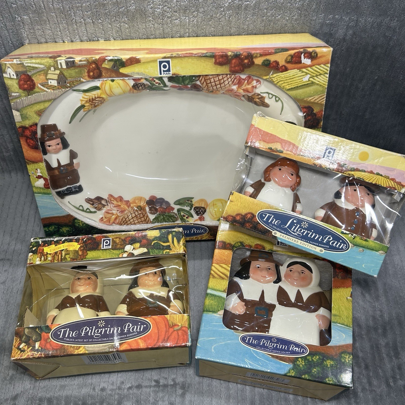 Publix Pilgrim Retired Lot of 4 Serving Bowl, Napkin Holder, and 2 Pairs of S&P Publix Pilgrim Retired Lot of 4 Serving Bowl, Napkin Holder, and 2 Pairs of S&P