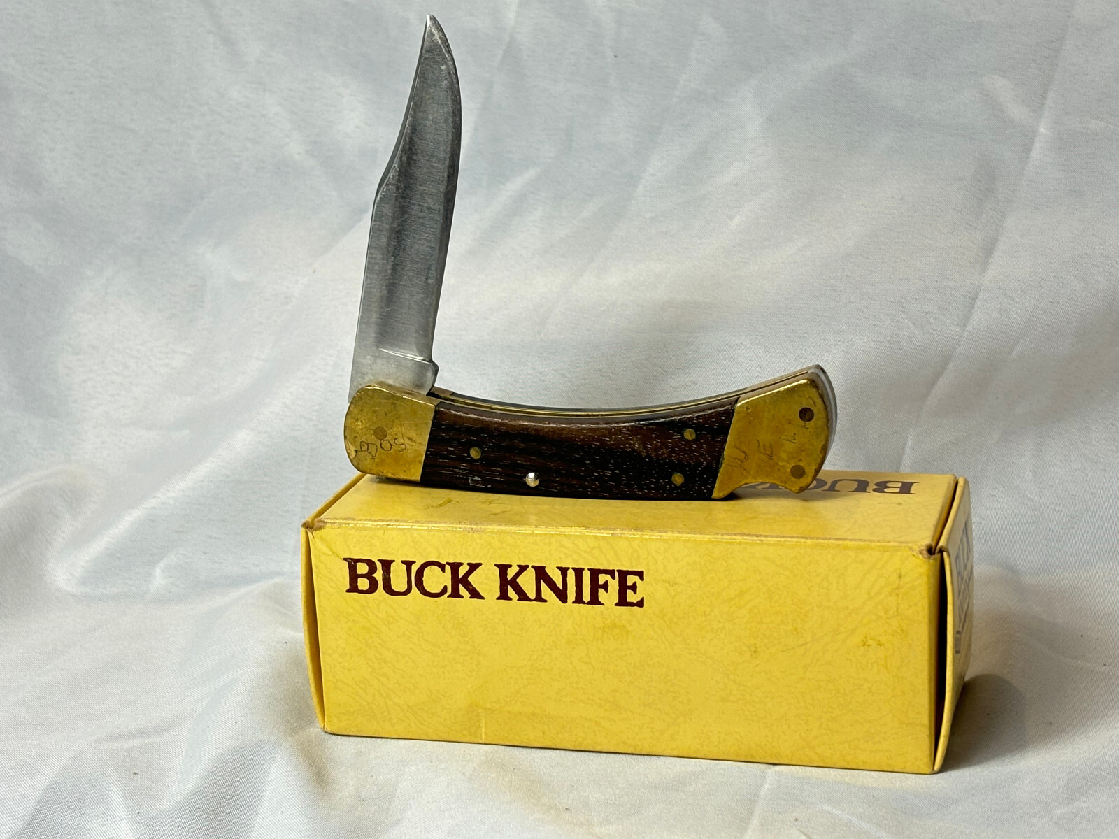 1971-1986 Buck 110 Knife Folding Hunter Single Blade in Original box 1971-1986 Buck 110 Knife Folding Hunter Single Blade in Original box