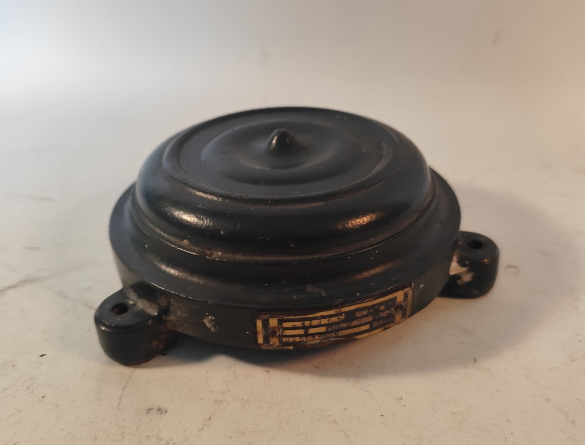 Voltage Regulator Dimmer Cast Steel Circa 1925 200V 230AMP Electrician Tirrill Regulator?