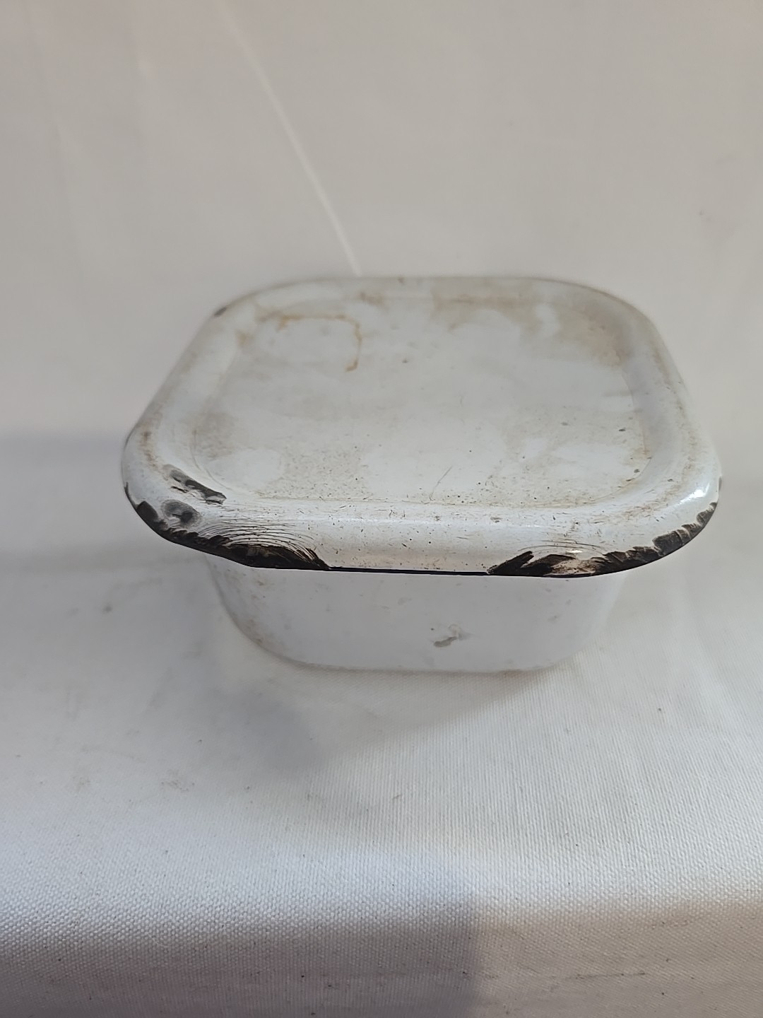 2 Pc. Vintage Enamel Ware Pan 6.5x6.5  White Black Basin w/Lid (E)