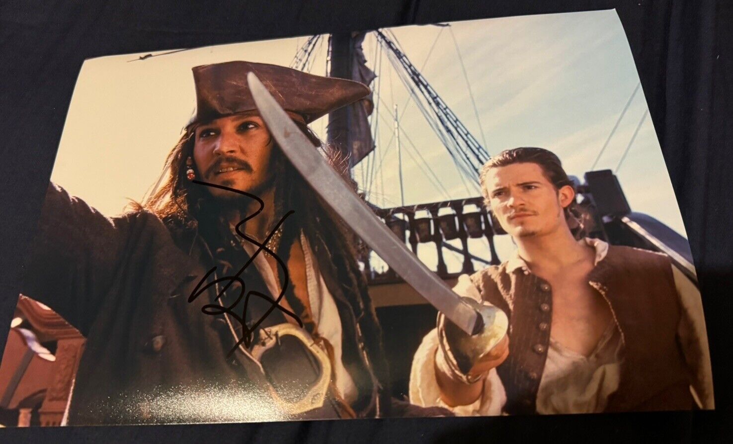 johnny depp signed Picture .
