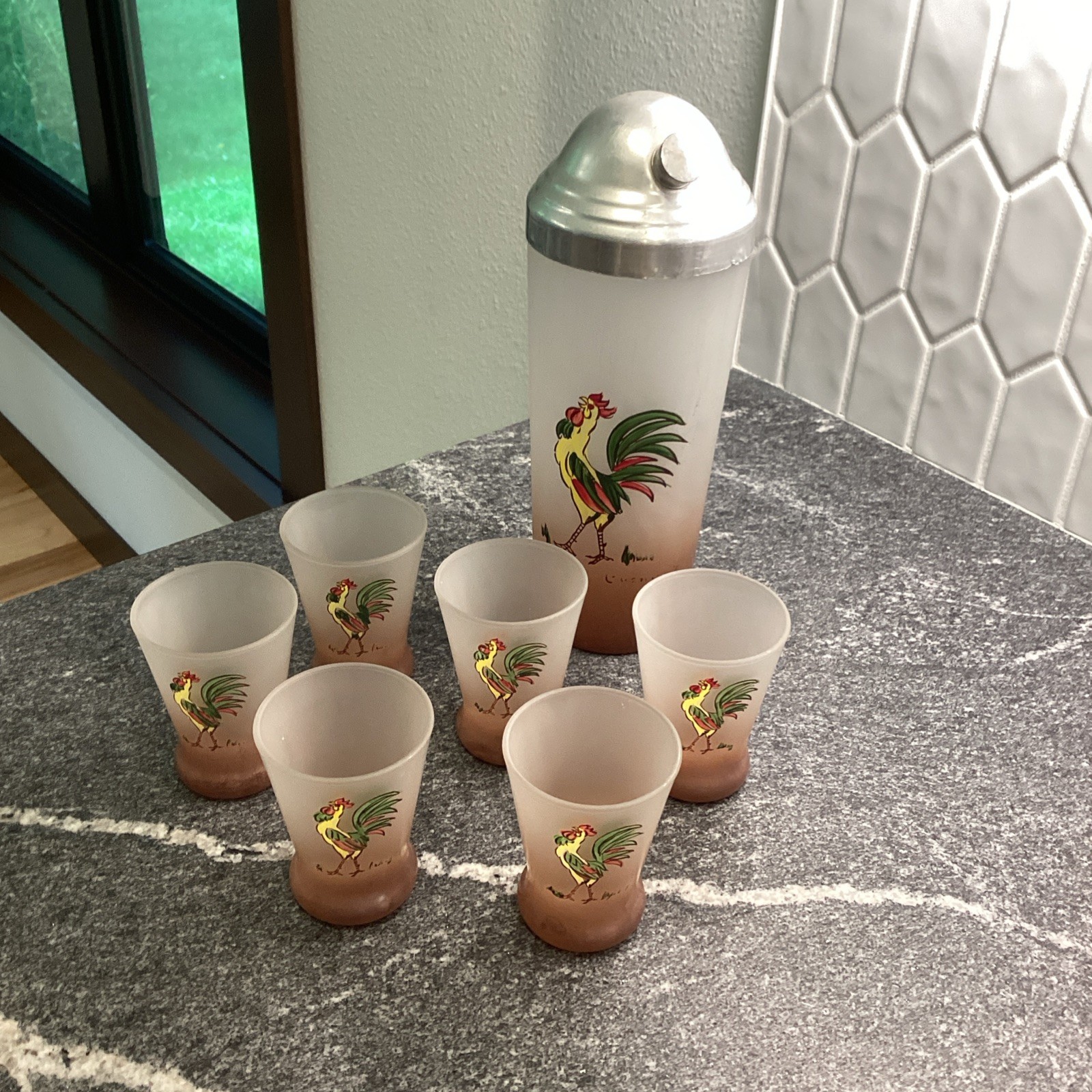 Vtg 1950s 60’s MCM Rooster Cocktail Shaker with 6 matching Double Shot Glasses Vtg 1950s 60’s MCM Rooster Cocktail Shaker with 6 matching Double Shot Glasses