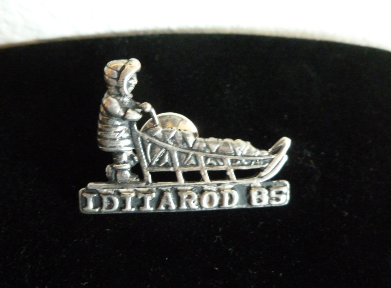 Vintage 1985 Alaska Iditarod Sterling Silver Numbered Limited Collector Pin Vintage 1985 Alaska Iditarod Sterling Silver Numbered Limited Collector Pin
