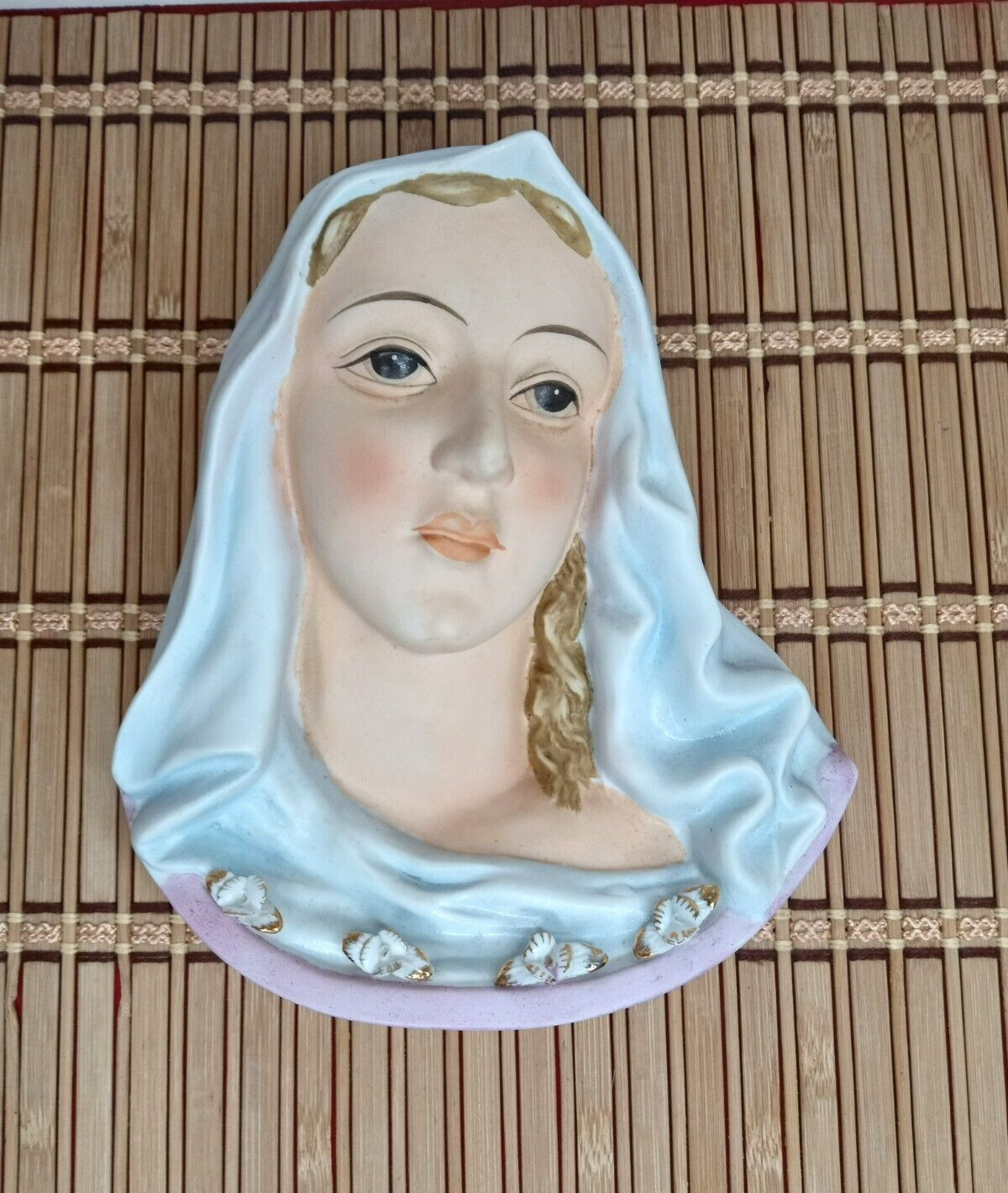 Porcelain Wall Plague  Virgin Mary / Madonna Bust 1956 - Christianity-  Lefton