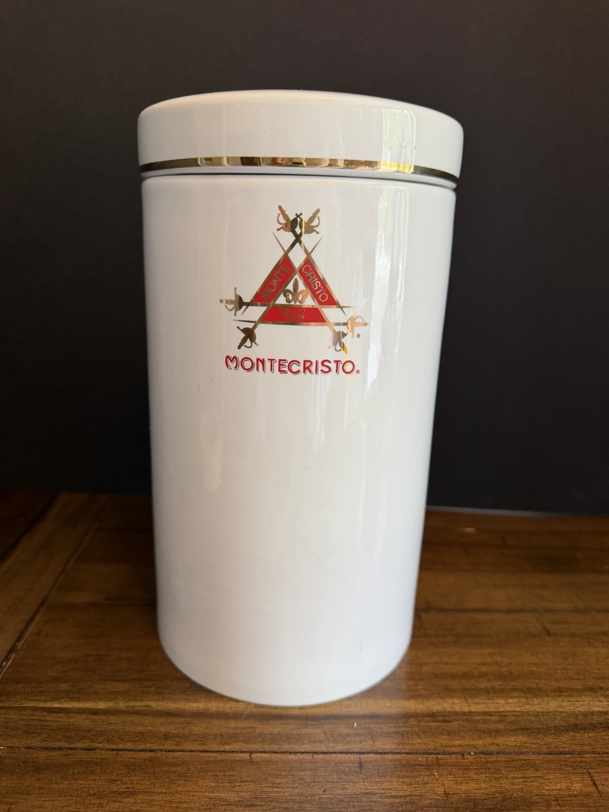 Montecristo Ceramic Cigar Humidor Jar White Gold Trim Tobacco Canister Lid 10" Montecristo Ceramic Cigar Humidor Jar White Gold Trim Tobacco Canister Lid 10"