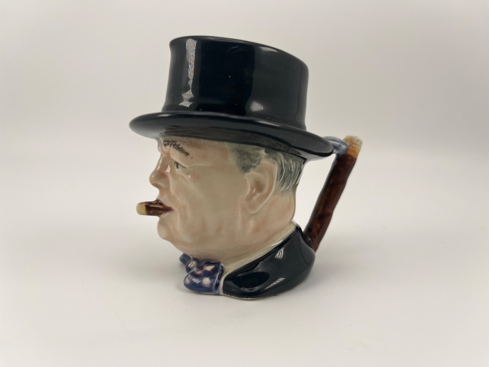 VINTAGE ROYAL WINTON WINSTON CHURCHILL ENGLAND HEAD Toby Mug - Man of the Year VINTAGE ROYAL WINTON WINSTON CHURCHILL ENGLAND HEAD Toby Mug - Man of the Year